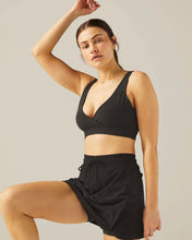 Load image into Gallery viewer, Beyond Yoga Spacedye Crossover Bra in Darkest Night SD8303